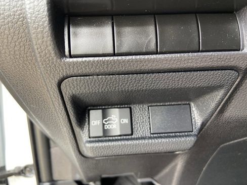 Used 2024 Toyota Tacoma SR image 40