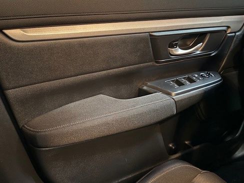 Used 2019 Honda CR-V LX image 28