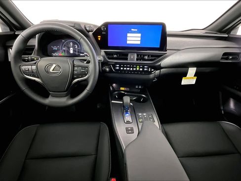 New 2025 Lexus UX 300h FWD image 5