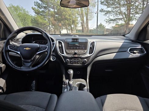 Used 2018 Chevrolet Equinox LT w/ Sun & Infotainment Package AWD/4WD image 24