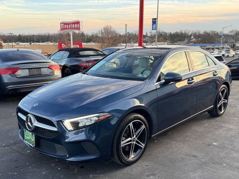 Used 2019 Mercedes-Benz A 220 4MATIC image 4