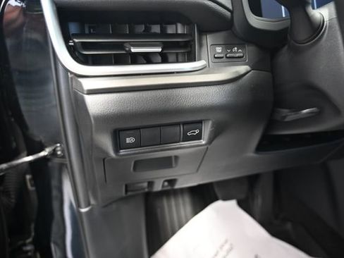 Used 2024 Toyota Grand Highlander AWD image 25