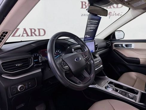 Certified 2020 Ford Explorer XLT w/ Equipment Group 202A AWD/4WD image 11