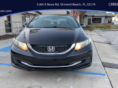 Used 2013 Honda Civic LX image 2