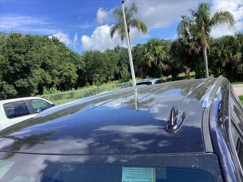 Used 2022 Cadillac Escalade ESV Luxury RWD image 12