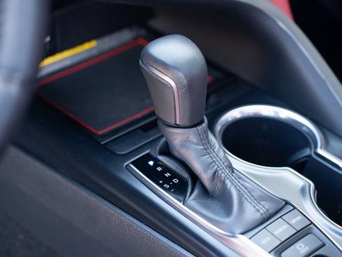 Used 2019 Toyota Camry XSE image 25