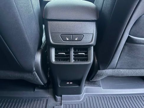 Certified 2025 Chevrolet Equinox RS w/ Safety and Technology Package FWD image 17