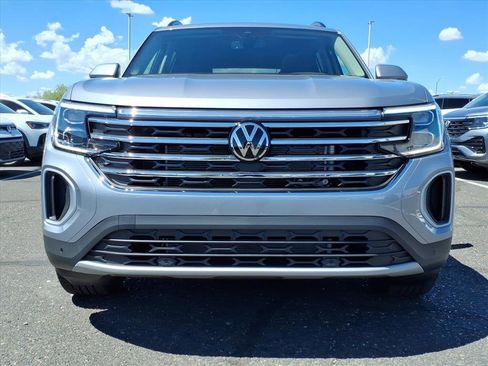 New 2026 Volkswagen Atlas SE image 2