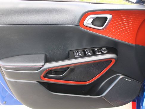 Used 2022 Kia Soul Turbo FWD image 18