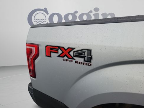 Used 2016 Ford F150 XLT w/ Equipment Group 302A Luxury AWD/4WD image 18