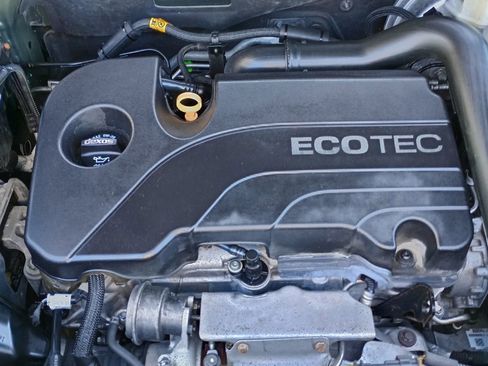 Used 2019 Chevrolet Equinox LT image 24