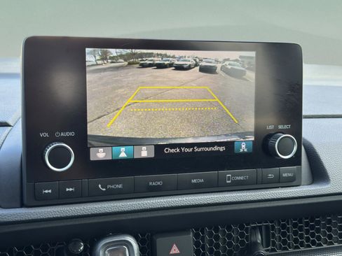 Used 2023 Honda CR-V EX image 19