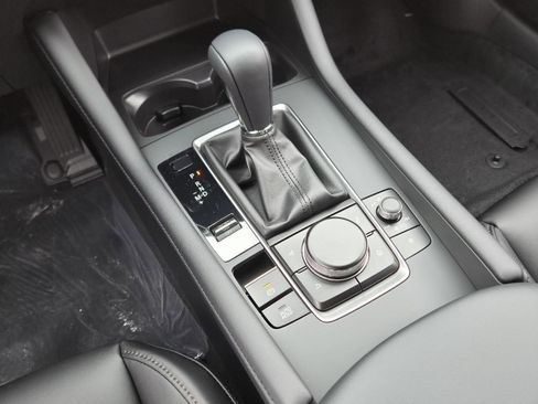 New 2026 MAZDA MAZDA3 2.5 S Sedan w/ Preferred Pkg image 23