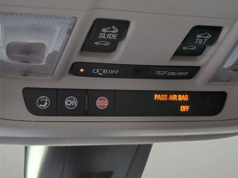 Used 2018 Chevrolet Traverse Premier w/ Redline Edition image 13