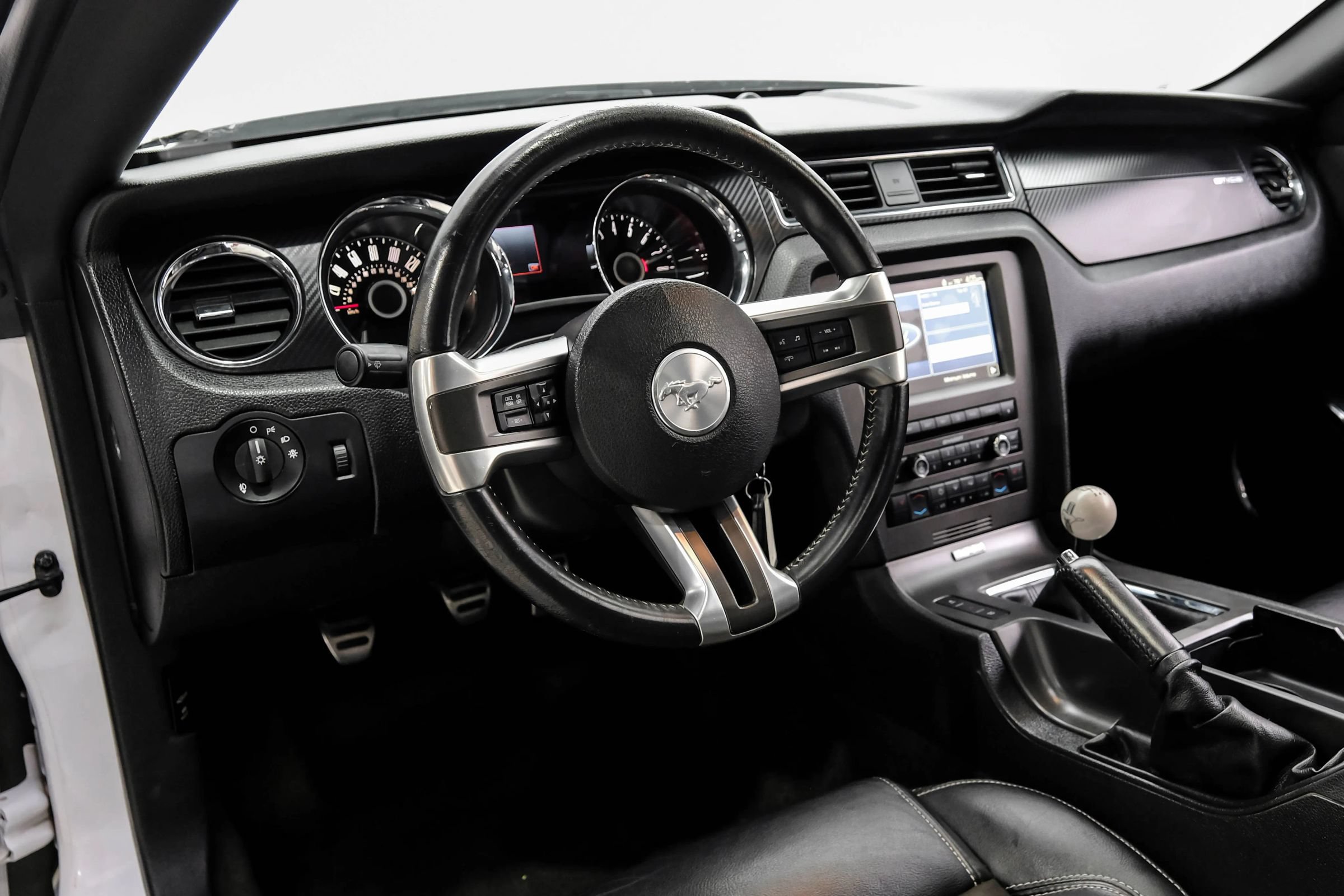 Used 2014 Ford Mustang GT Premium w/ Electronics Package RWD image 19