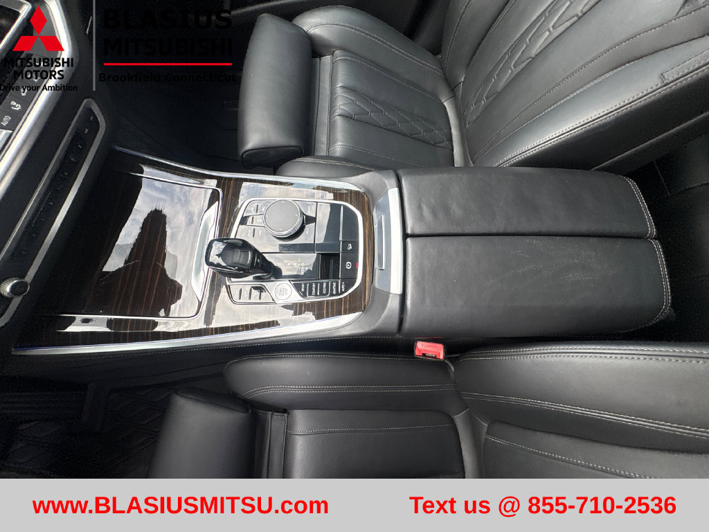 Used 2020 BMW X5 xDrive50i w/ Executive Package AWD/4WD image 27