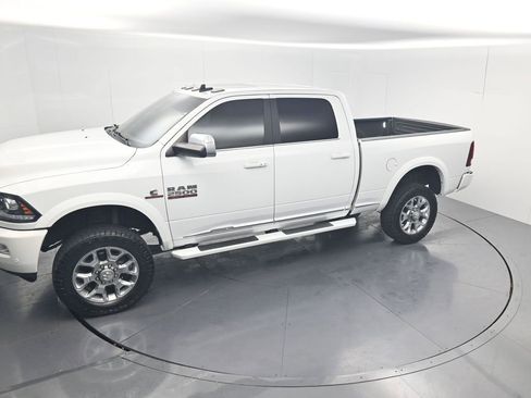 Used 2018 RAM 2500 Limited image 59