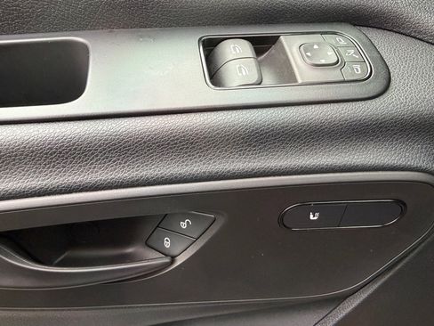 Used 2024 Mercedes-Benz Sprinter 144 Cargo image 17