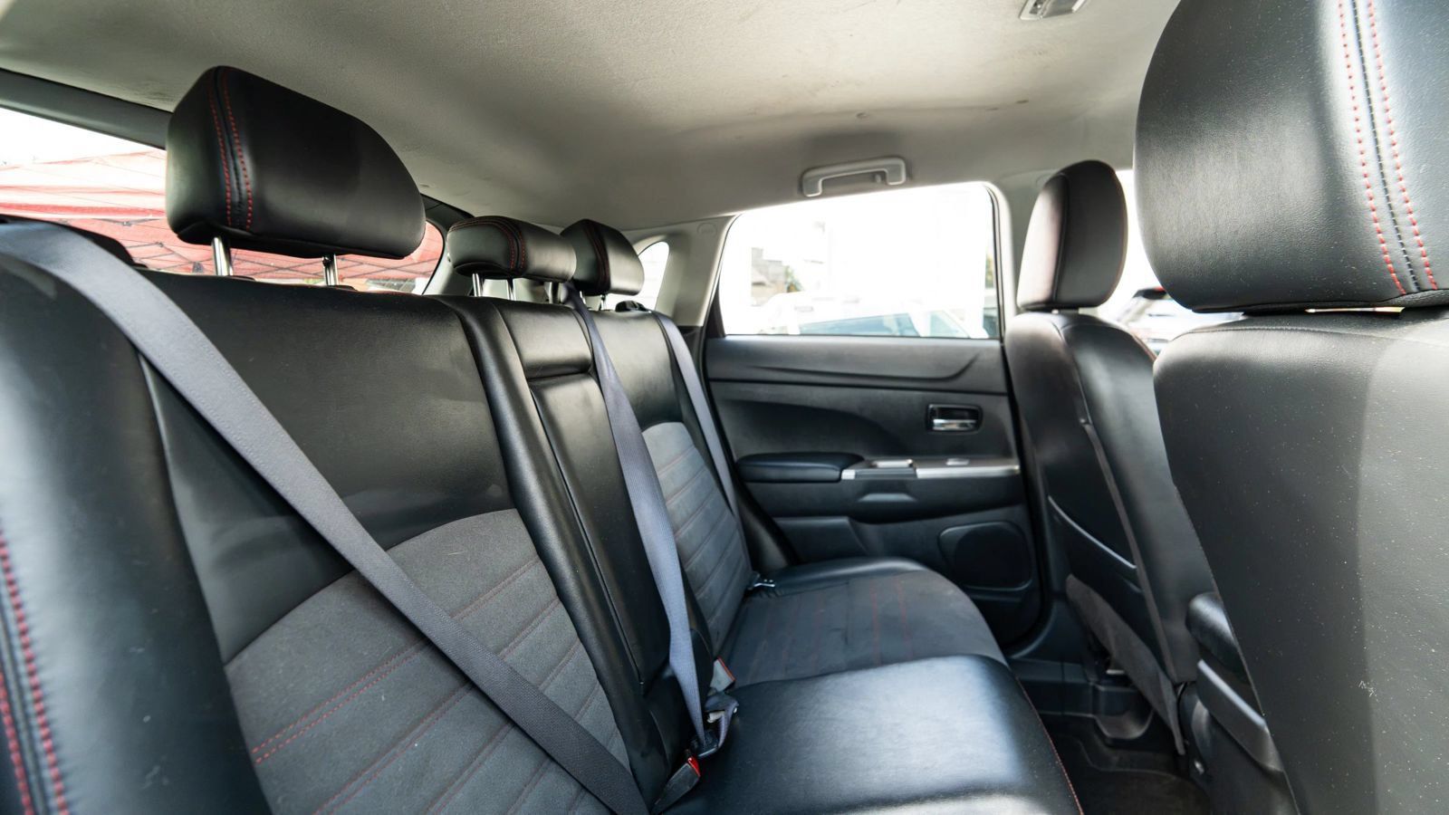 Used 2023 Mitsubishi Outlander Sport SE AWD/4WD image 15