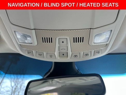 Used 2019 Ford Edge Titanium w/ Equipment Group 301A image 17