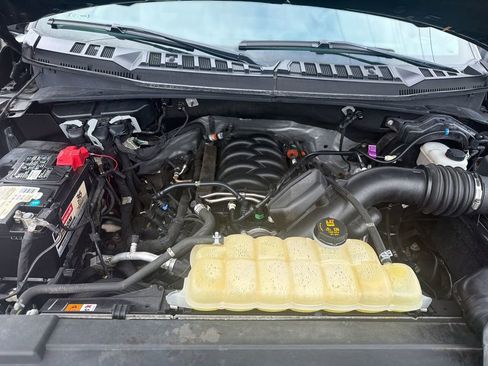 Used 2020 Ford F150 XLT image 24
