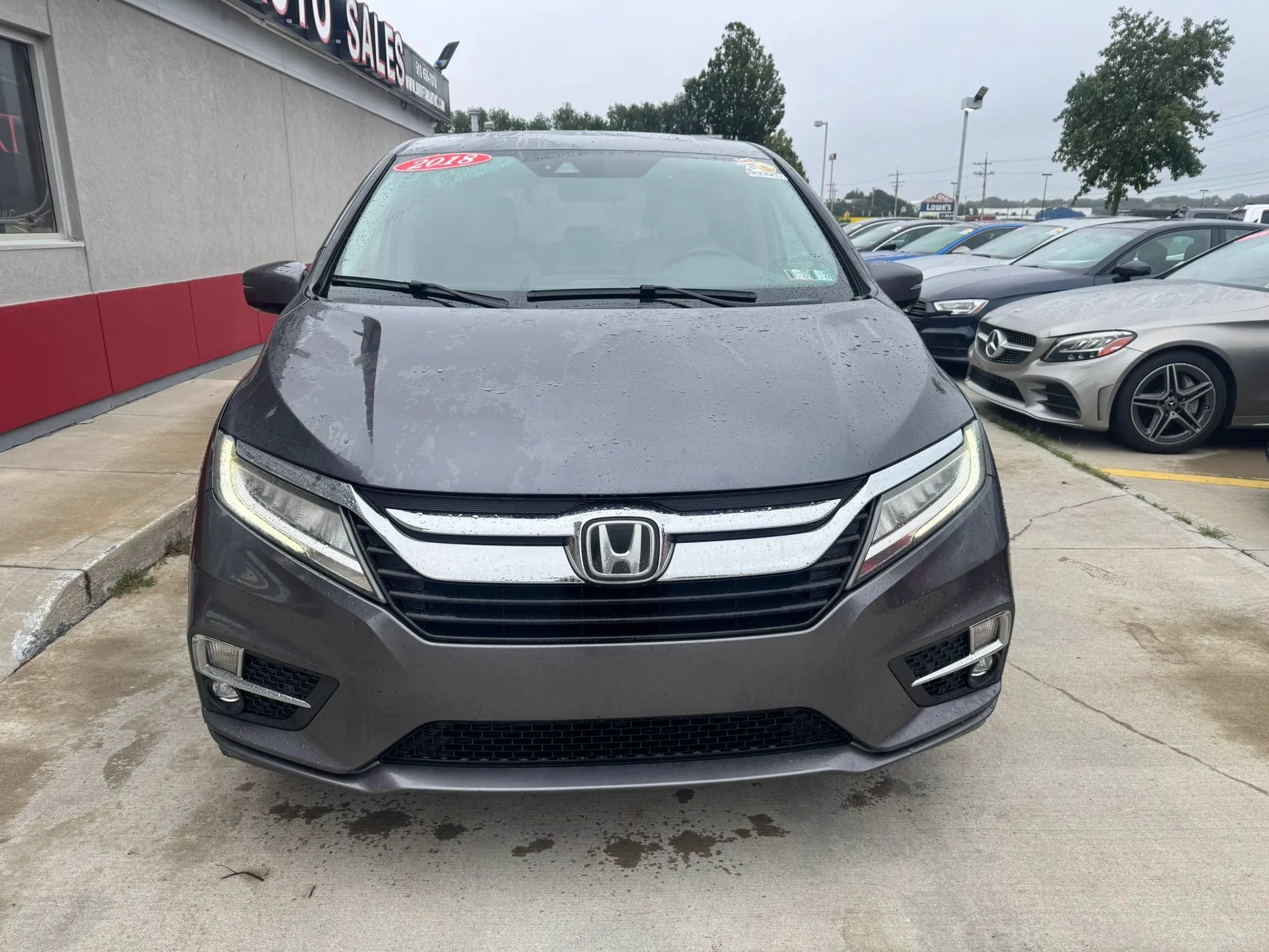 Used 2018 Honda Odyssey Elite image 2