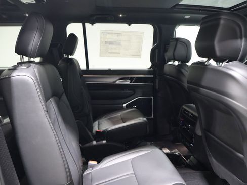 New 2026 Jeep Grand Wagoneer Limited image 13