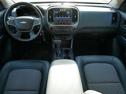Used 2015 Chevrolet Colorado Z71 image 13