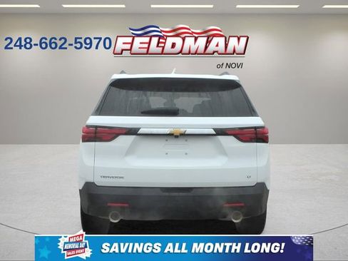 Used 2023 Chevrolet Traverse LT FWD image 4