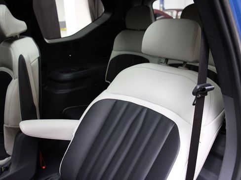 Used 2024 Kia EV9 GT-Line image 38