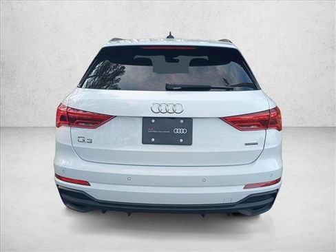 Certified 2025 Audi Q3 2.0T Premium w/ Convenience Package image 6