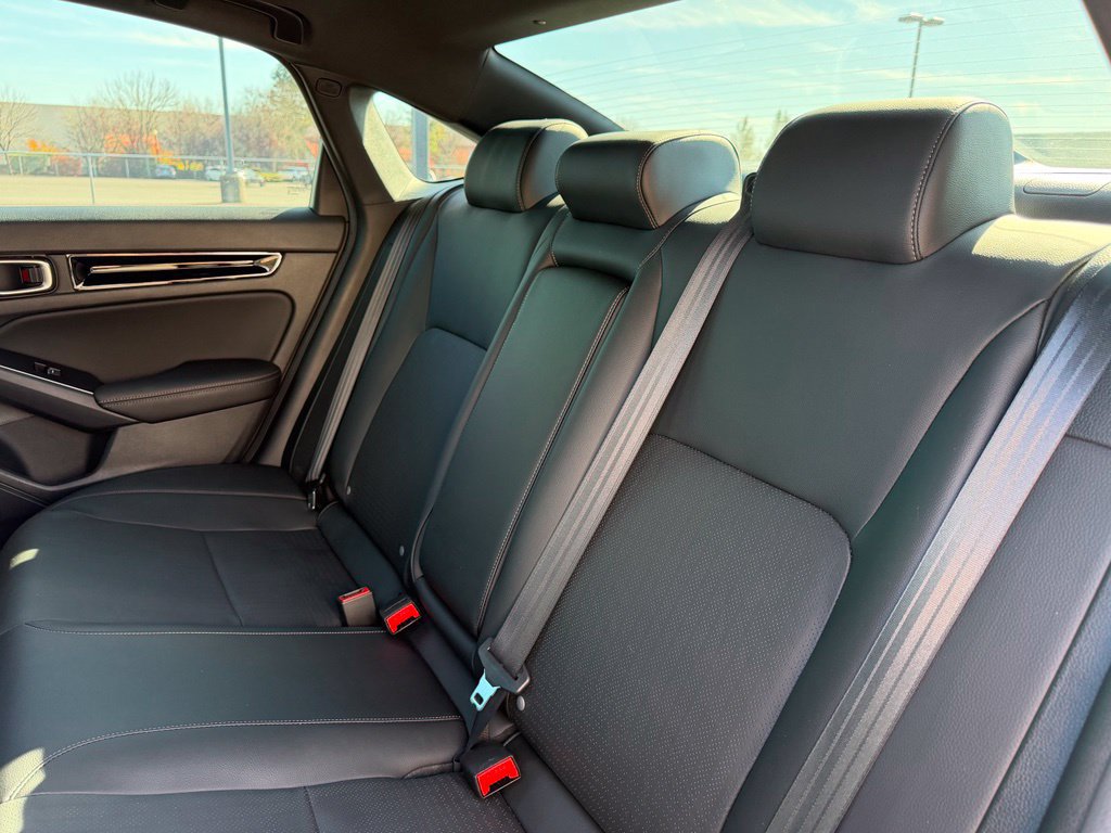Certified 2025 Honda Civic Sport Touring image 32