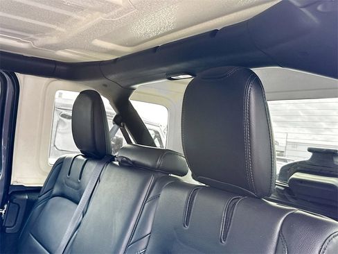 Used 2022 Jeep Wrangler Unlimited Rubicon 4xe w/ Cold Weather Group image 29