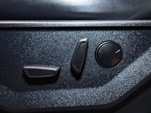 Used 2025 Ford F350 Lariat w/ Lariat Ultimate Package image 25