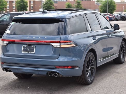 New 2026 Lincoln Aviator Reserve w/ Jet Appearance Package RWD image 7