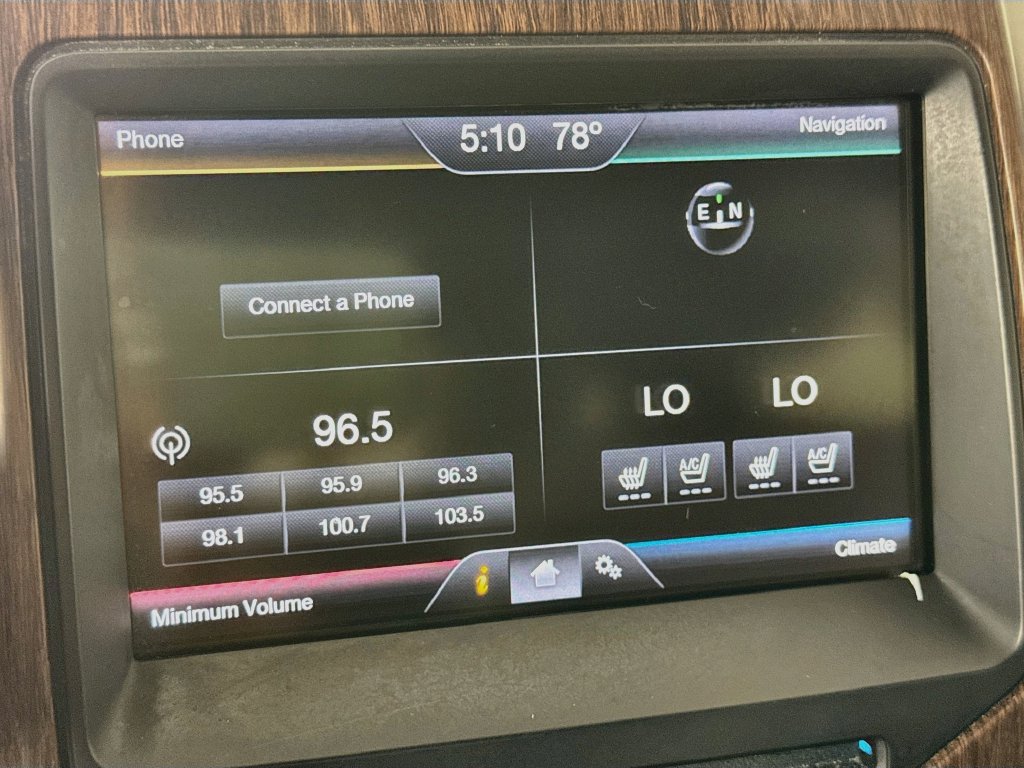 Used 2014 Ford F150 Lariat w/ Equipment Group 502A Luxury AWD/4WD image 15