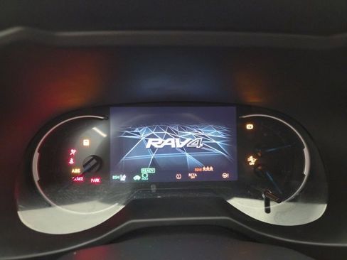 Certified 2025 Toyota RAV4 XLE Premium image 54