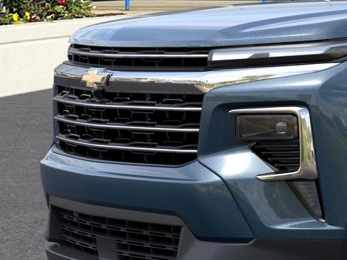 New 2026 Chevrolet Traverse LT w/ Driver Confidence Package FWD image 13