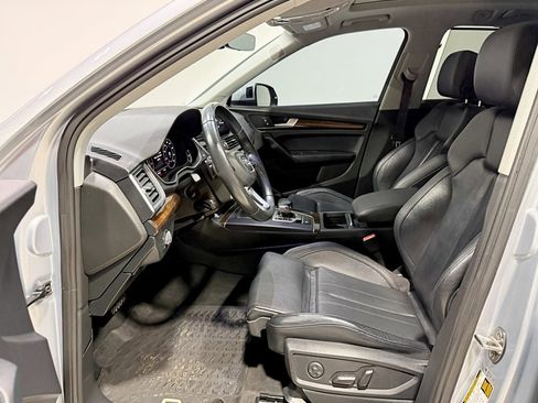 Used 2018 Audi Q5 2.0T Premium Plus w/ Premium Plus Package image 31