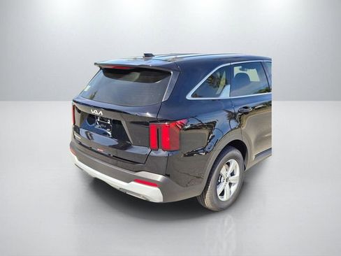 New 2026 Kia Sorento LX image 7