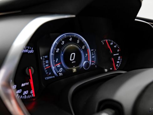 Used 2019 Chevrolet Corvette Z06 RWD image 43