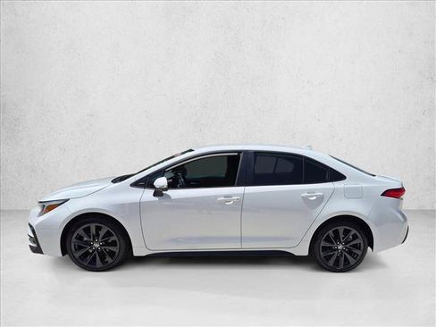 Certified 2024 Toyota Corolla SE FWD image 8