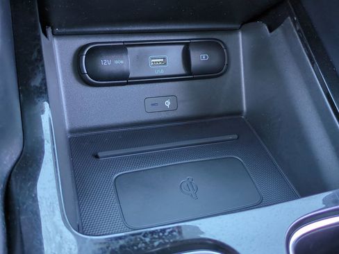 Certified 2022 Kia Telluride SX w/ SX Prestige Package image 23