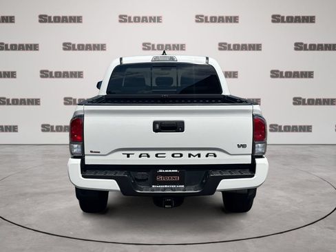 Used 2023 Toyota Tacoma TRD Sport AWD/4WD image 4