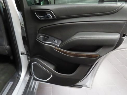 Used 2018 Chevrolet Tahoe LT image 13