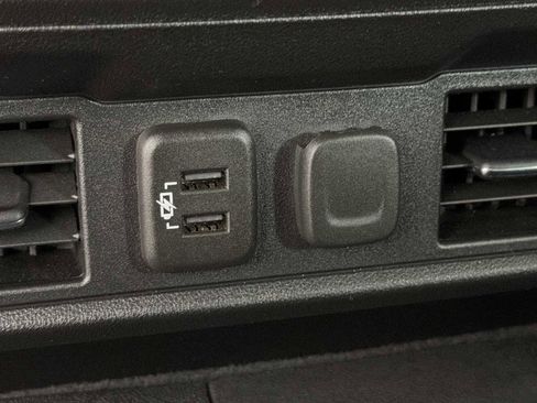 Used 2021 Chevrolet Silverado 1500 RST image 20