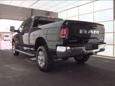 Used 2026 RAM 2500 Big Horn AWD/4WD image 3