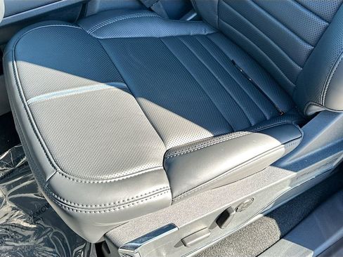 New 2026 Ford F250 Platinum w/ FX4 Off-Road Package image 20