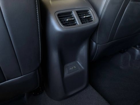 Used 2024 Buick Envision Preferred AWD/4WD image 22