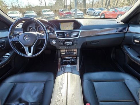 Used 2012 Mercedes-Benz E 350 4MATIC Sedan image 16